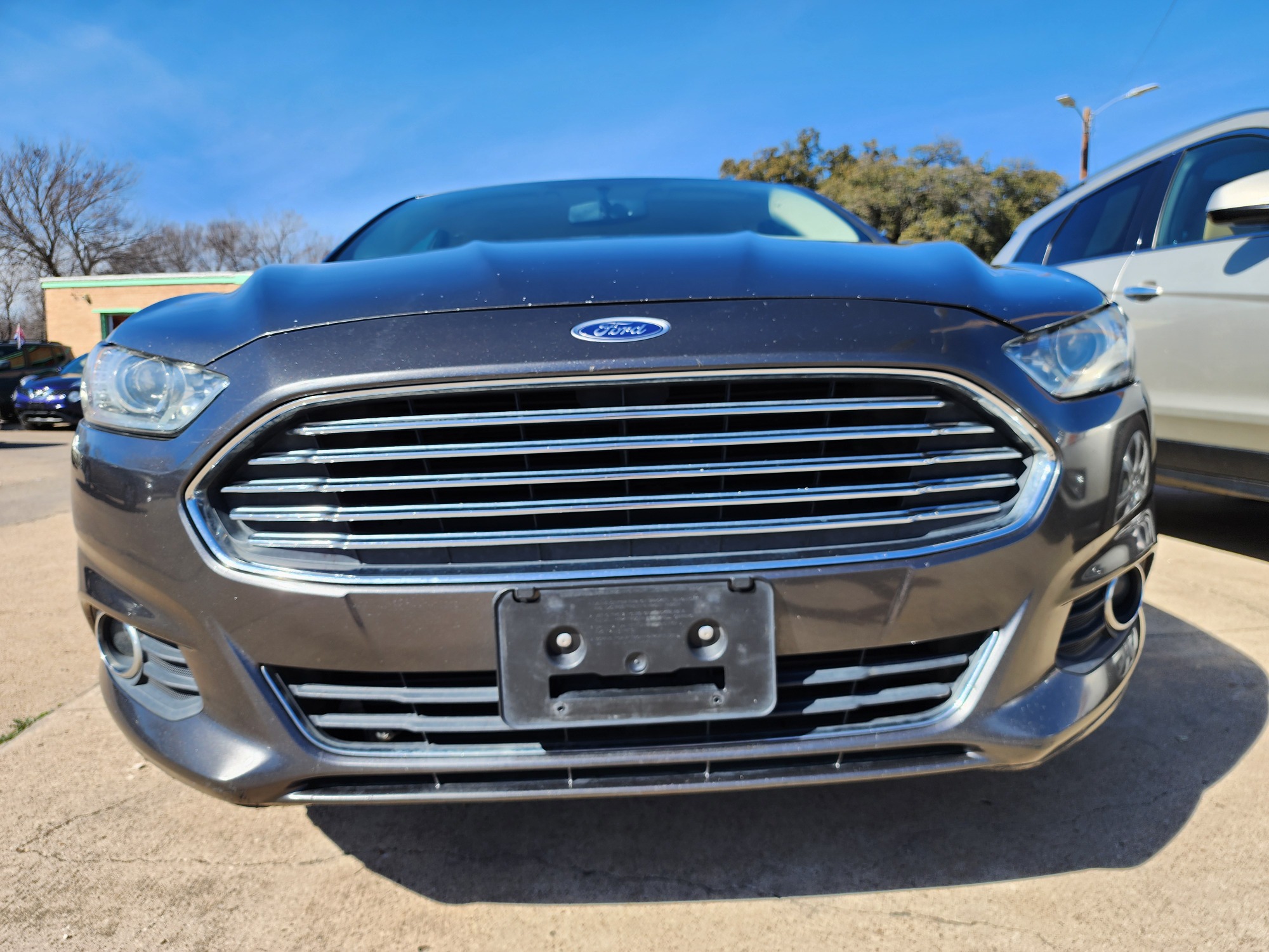 2015 GRAY /BEIGE Ford Fusion SE (3FA6P0HD4FR) with an 1.5L L4 DOHC 16V engine, AUTO transmission, located at 2660 S.Garland Avenue	, Garland, TX, 75041, (469) 298-3118, 32.885387, -96.656776 - Photo #9
